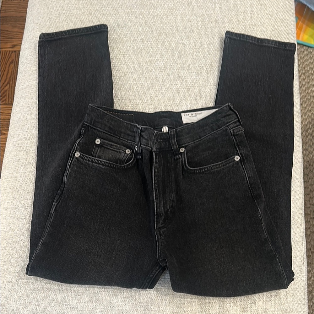 Rag & Bone Black Slim Jeans with Classic Denim Construction